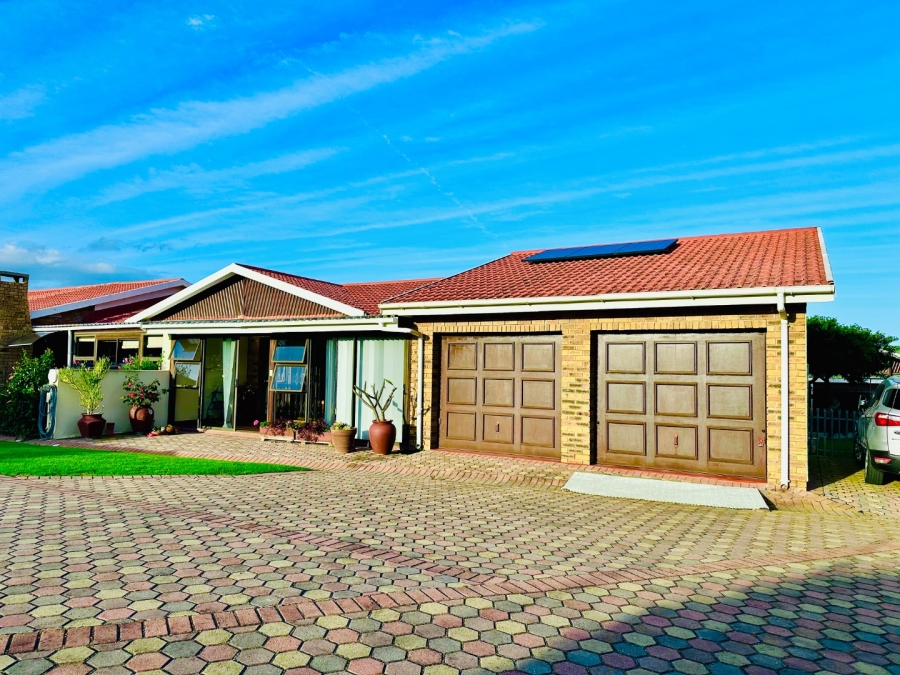 2 Bedroom Property for Sale in Fonteine Park Western Cape
